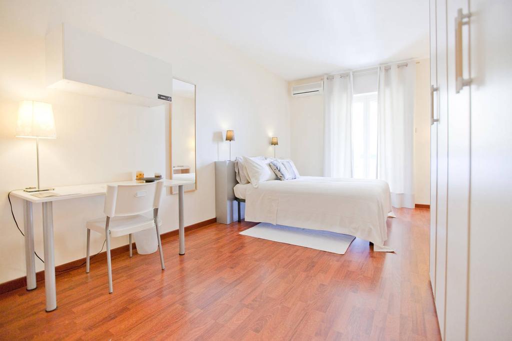 Rooms Rent Vesuvio B&B เนเปิลส์ ภายนอก รูปภาพ